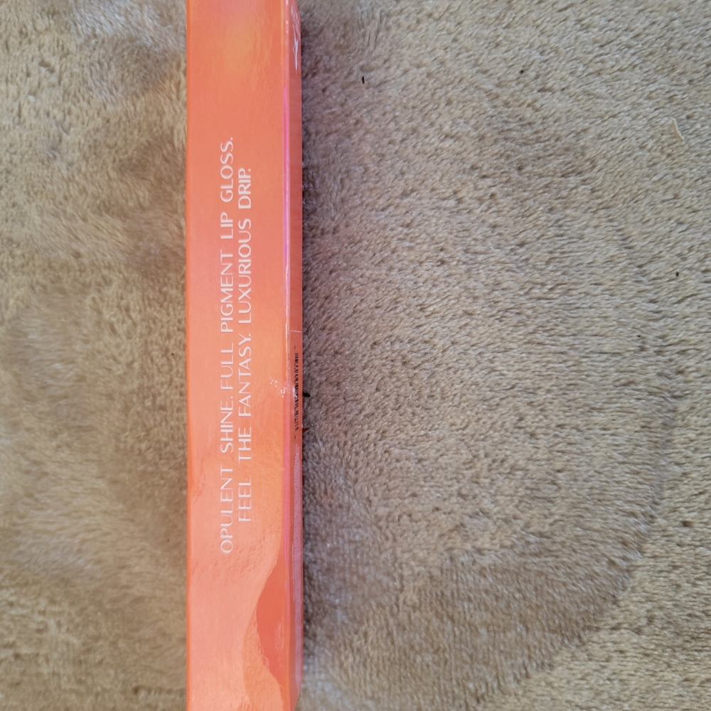 Vibrant Pale Orange Lip Gloss - Picture 4 of 8